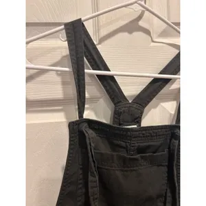 Aerie Werk & Play Twill Overalls Charcoal Gray Cotton Overalls Frayed Hem Size M thumbnail 4