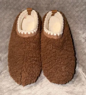 Auden Women's Kaya Genuine Suede Clog Slippers Brown Fuzzy Shearling thumbnail 1