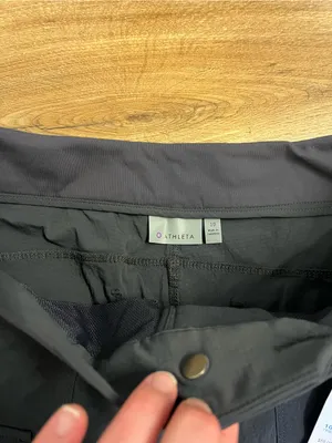 Athleta Black Cargo Performance Shorts thumbnail 3