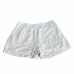 Women's Beige Casual Shorts With Pockets thumbnail 2