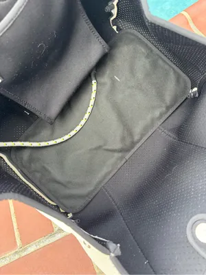 Haute Shore Neoprene tote bag- in Aspen thumbnail 4