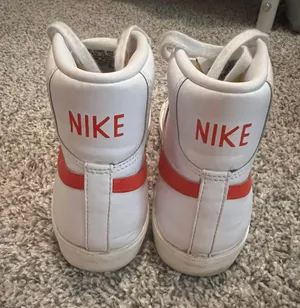 Nike White And Red Blazers thumbnail 4