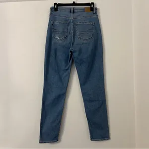 American Eagle Stretch Mom Jean Blue size 4 Long semi distressed look thumbnail 3