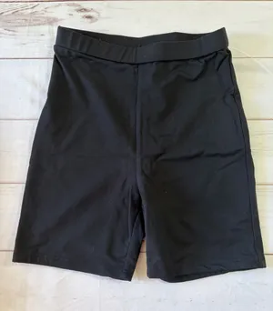 Princess Polly Black Stretch Shorts thumbnail 1