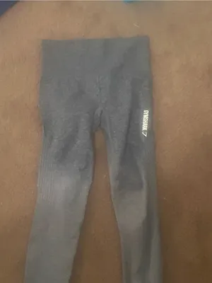 Gymshark xs leggings in Heather Gray thumbnail 4