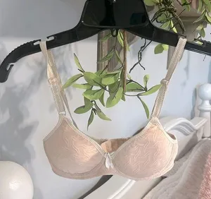 30B Nude Bra Size undefined thumbnail 1