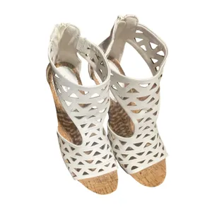 Baretraps Miriam White Laser Cut Wedge Sandals Womens 11M‎ BTS19-10715-010-111 thumbnail 2