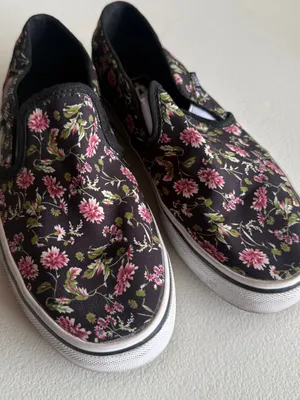 Vans Asher Dark Floral Slip-On Sneakers in Black Pink Floral Print Womens 7.5 thumbnail 2