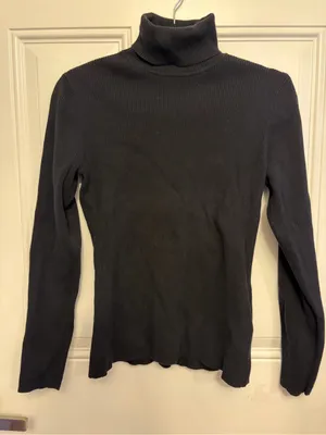 Classic Black Ribbed Turtle Neck Sweater Size Medium thumbnail 1