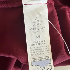 OFFLINE By Aerie Real Me High Waisted Crossover Legging Red Small NWT IN PKG thumbnail 6