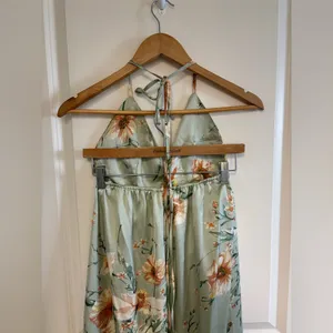 Sweet Lemon Dress Women's Small Sage Floral Sweet Visionaries Halter Open Back thumbnail 5
