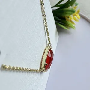 Kendra Scott Elisa Gold Pendant Necklace in Gold/Berry Glass thumbnail 5