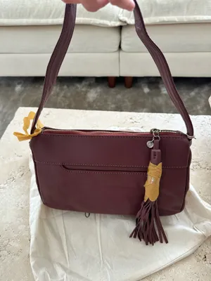 HOBO kole shoulder bag soft leather berry thumbnail 7