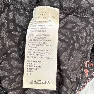 We The Free Oversized Boxy Top Textured Flocked Floral‎ Print Size Small thumbnail 5