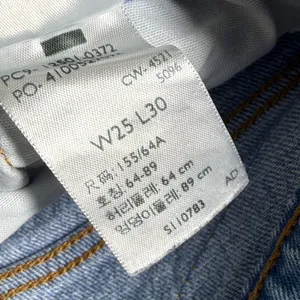 Levis 501 Original Fit Jeans Light Wash Distress High Rise Straight Leg Denim 25 thumbnail 12