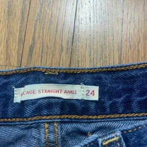 Levi's rib cage straight ankle button fly 24 jeans thumbnail 5