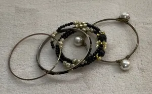 Bangles thumbnail 1
