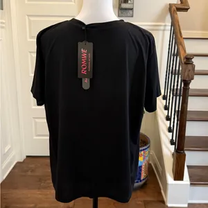 Romwe NWT Black Graphic T-Shirt with Astronaut Design thumbnail 2