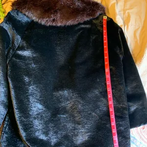 Vintage 60’s velvet jacket with fur collar. Size M thumbnail 6