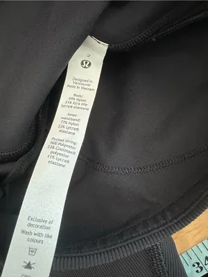353. Lululemon 2pc set black sz 2 thumbnail 2