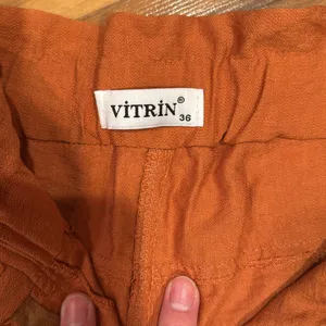 Vitrin‎ Orange High thumbnail 2
