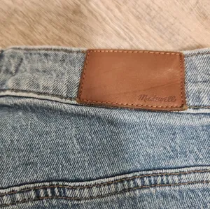 FLAWED Madewell Jeans Size 28 thumbnail 8