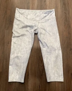 Alo Yoga Womens White Grey Snakeskin Print Cropped Leggings Size M RN 87370 thumbnail 1