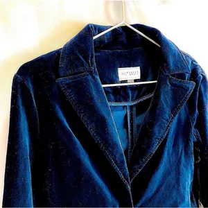 PARKER SMITH Women’s Sleek Navy Blue Versatile Velvet Blazer with Pockets Sz SM thumbnail 4