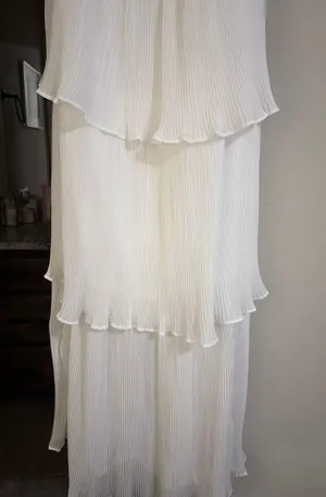 Bow ruffle White Maxi Dress  thumbnail 4