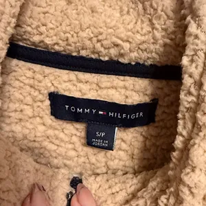 Tommy Hilfiger Beige Fleece Jacket Half Zip Soft Cozy Top thumbnail 4