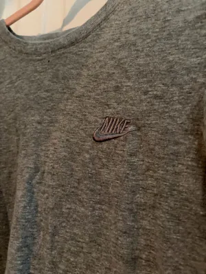 Men’s Grey Nike Tee thumbnail 2