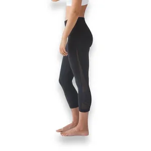 Lululemon Minimalist Crop Size 4 thumbnail 3