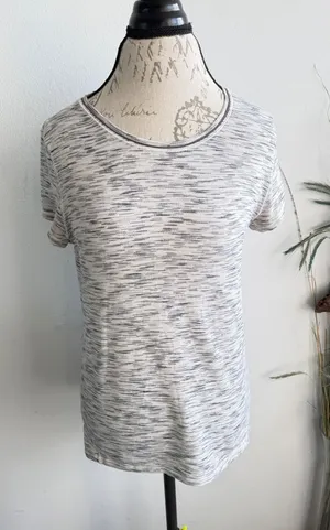 Lululemon Womens Space Dye Short‎ Sleeve Athletic T-Shirt White Grey Crew Neck thumbnail 1