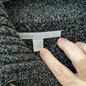 FINAL MARKDOWN Ladies old navy heavyweight snap front cardigan xs thumbnail 4