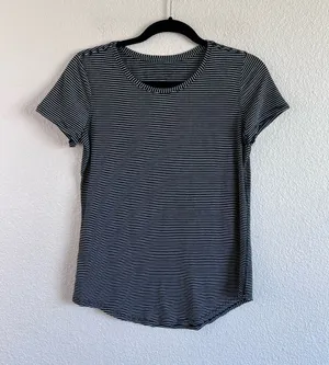 Lululemon Love Crew Short Sleeve T-Shirt Black White Small thumbnail 1