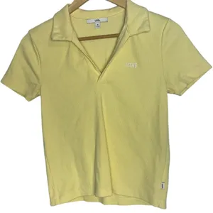 Vans Women's XS Cassie Polo Pale Yellow Casual V-neck Ribbed Skater Casual‎ thumbnail 1