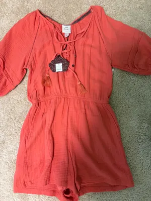 Knox Rose NWT romper thumbnail 1