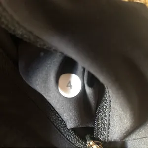 Lululemon Tracker Running Shorts thumbnail 3