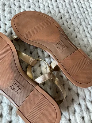 Naturalizer Gold Fifi Toe Loop Flat Sandal, size 7 thumbnail 12