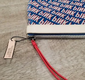 FLAWED NWT Victoria's Secret PINK Red White and Blue American Flag Cosmetic Bag thumbnail 3