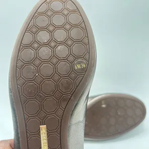 Louise Et Cie Ballet‎ Flats Womens 6M Metallic Bronze Scalloped Leather thumbnail 8