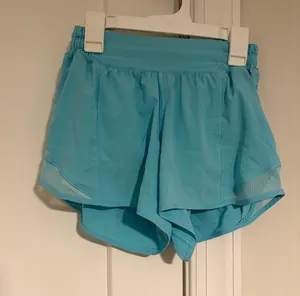Lululemon Hotty Hot Shorts 4” thumbnail 1