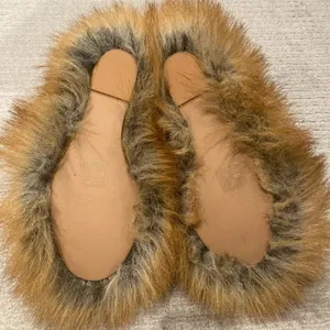 Rave Azalea Wang Jaeke Faux Fox Fur Wedges in Brown thumbnail 4