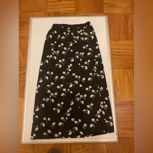 Sanctuary Black and White Floral Midi Skirt thumbnail 9