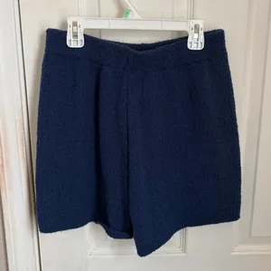 NENONA Brand 2 piece Short and Sleeveless Tunic Top Sweater Set in Navy thumbnail 4