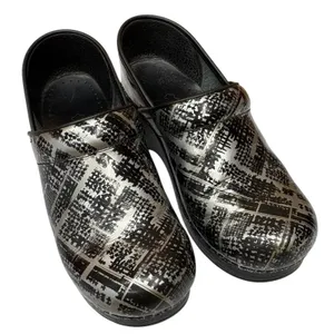 Dansko Women's Black Silver Metallic Abstract‎ Crisscross Workwear Clogs 38 thumbnail 1