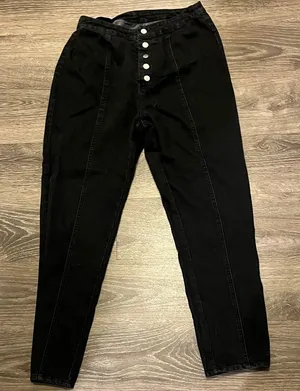 Kittenish Delaney Black High-Rise Jeans with Button Detail thumbnail 1