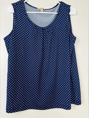 Choices Blue and White‎ Geometric Sleeveless Top thumbnail 1