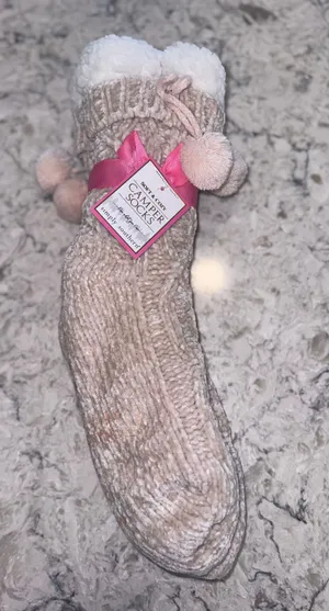 Simply Southern NWT  Fuzzy Socks thumbnail 1