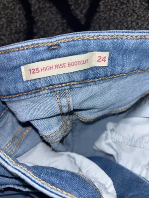 Levi’s Denim Shorts thumbnail 3